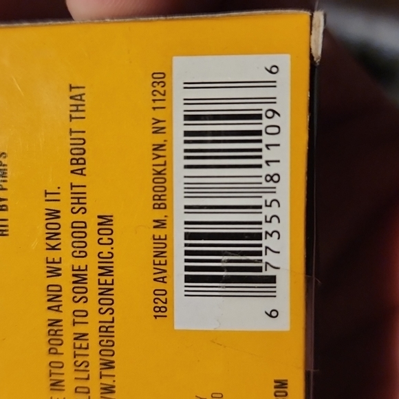 Offensive Crayons 24pack - Picture 3 of 3